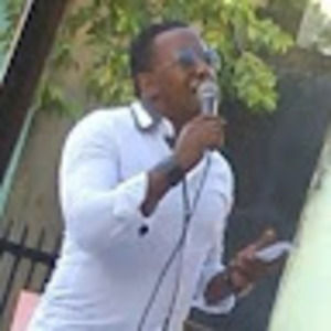 Meet your Posher, Roberto